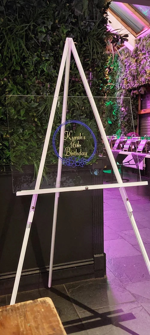 Easel Stand